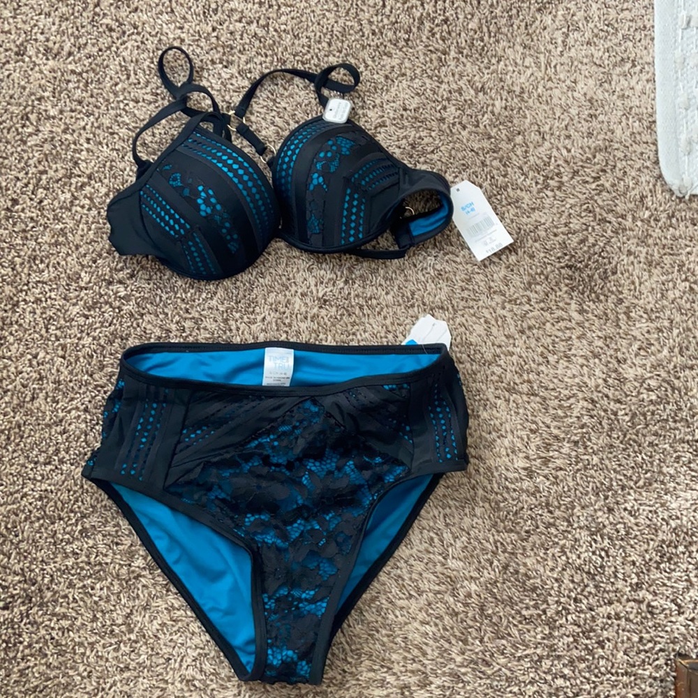 Bathing suit